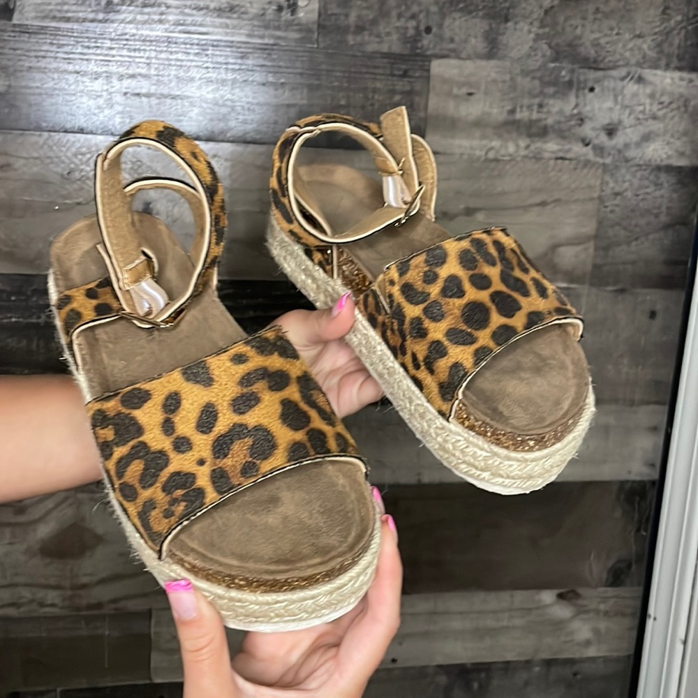 sandals